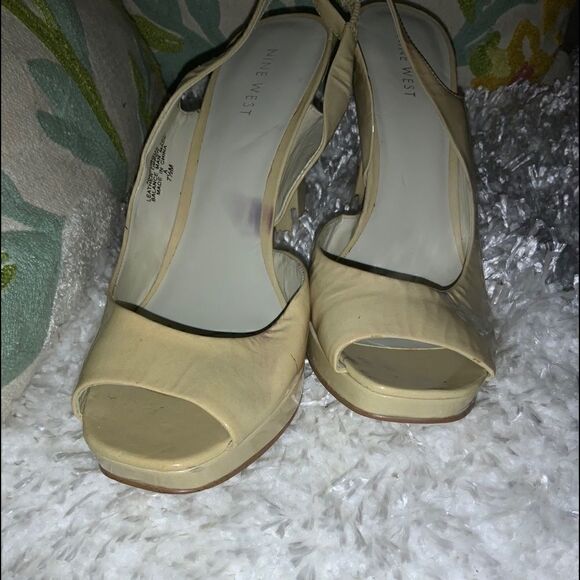 Nine West Platform Sandals  - Picture 3 of 10